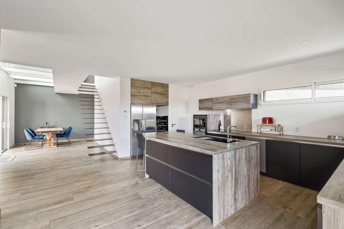 Maison à POLLIONNAY