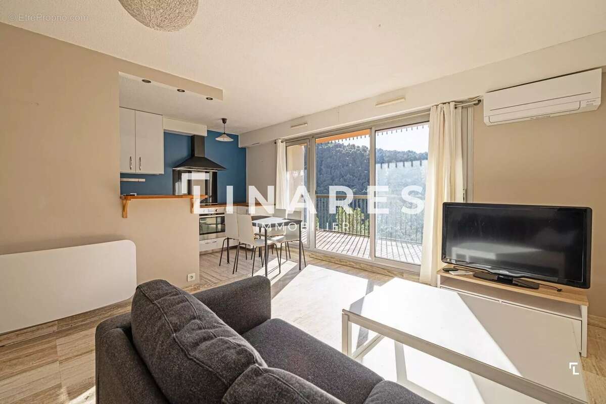 Appartement à MARSEILLE-9E