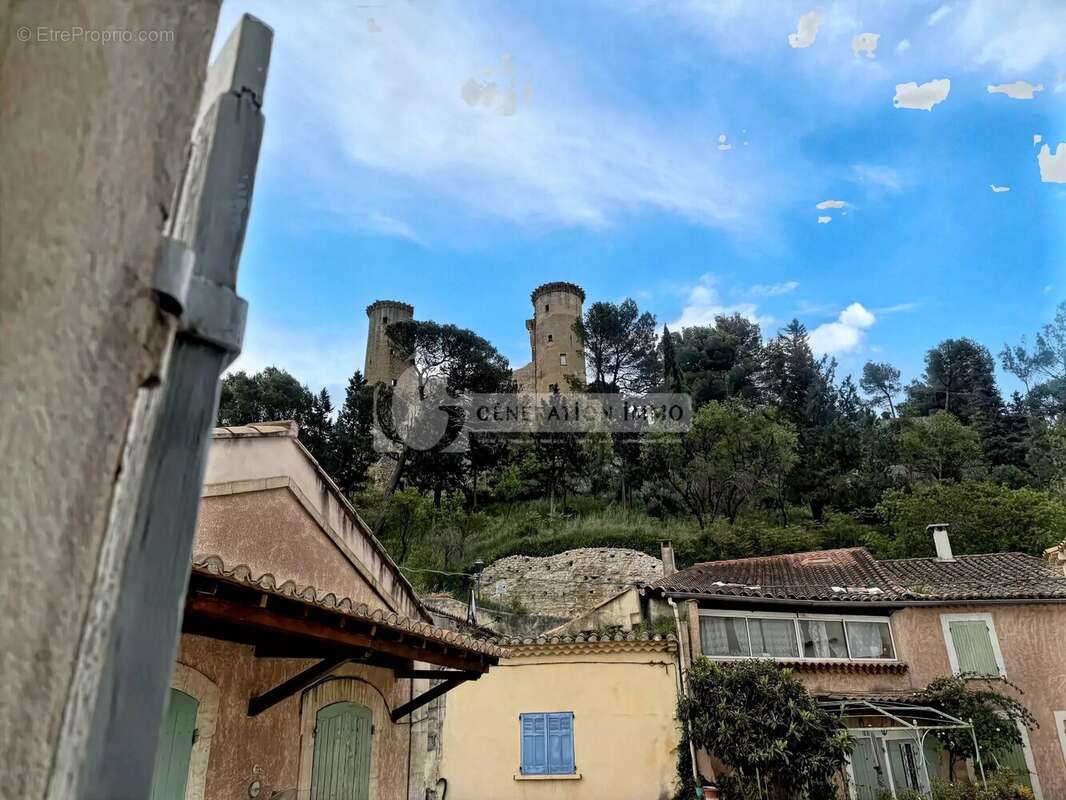 Appartement à CHATEAURENARD