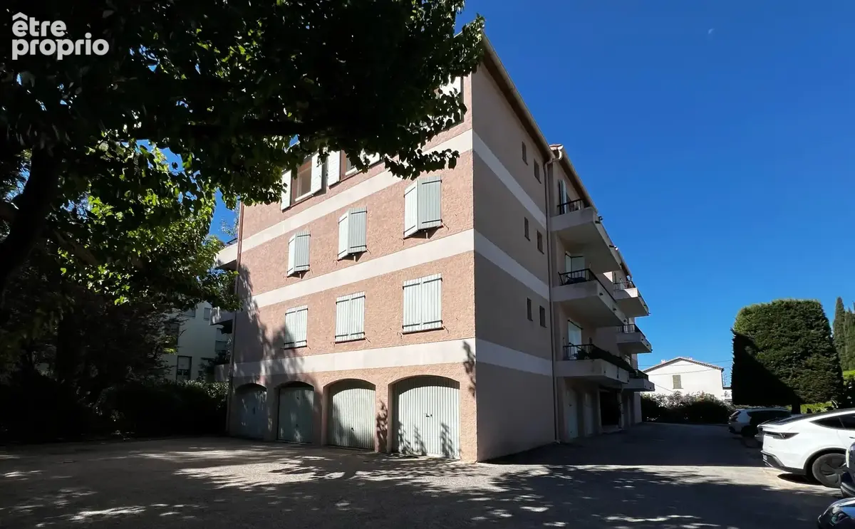 Toulon   petit bois  t3 67 m2   dernier étage avec ascenseur   large balcon - cave & garage - photo 13