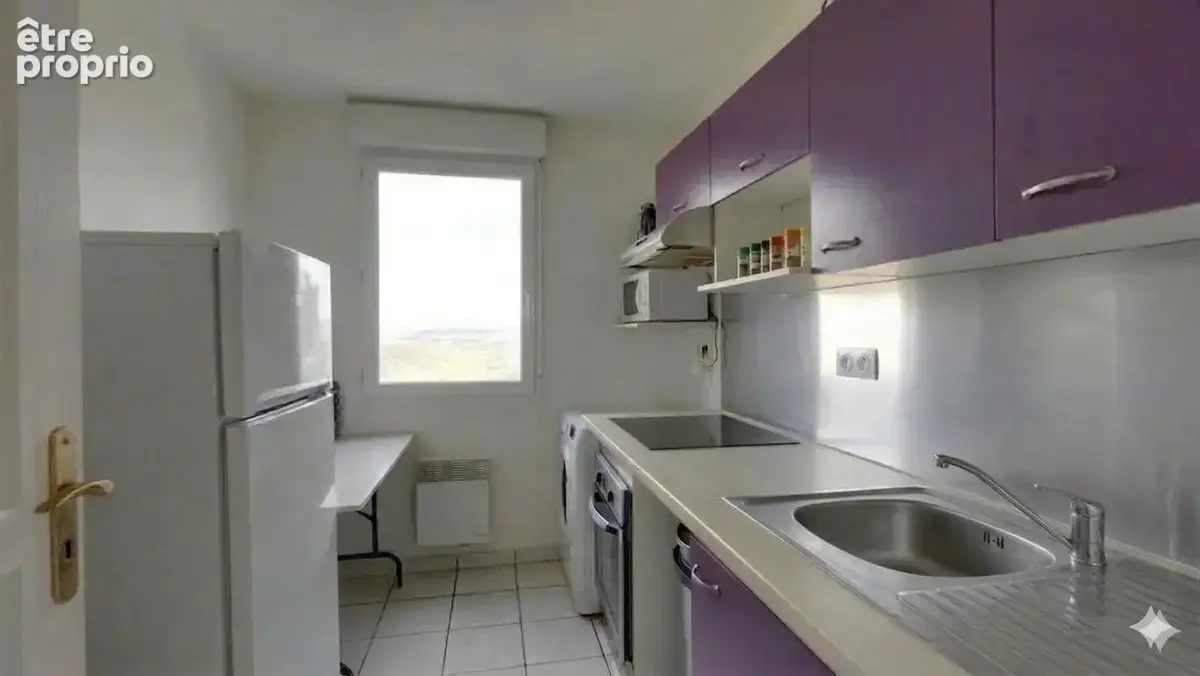 À VENDRE à BESANCON , T2 avec piscine collective extérieure   Vue panoramique sur Besançon et prestations haut - photo 4