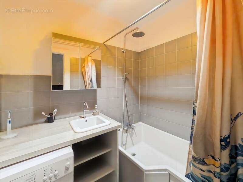 Appartement à EVIAN-LES-BAINS