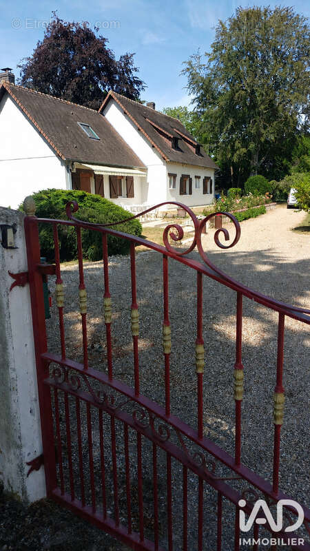 Maison 193 m² à Glisolles  - photo 3