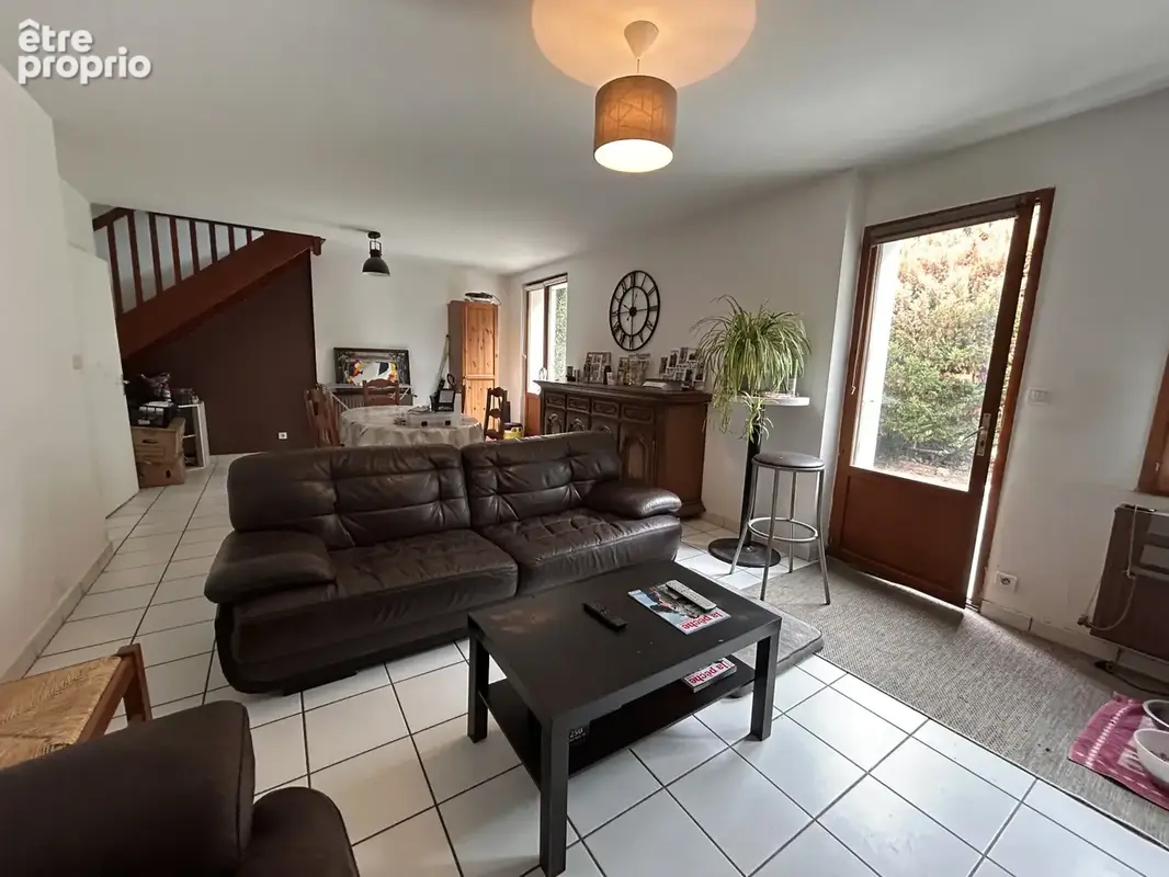 Maison familiale 4 chambres avec grand terrain - photo 2