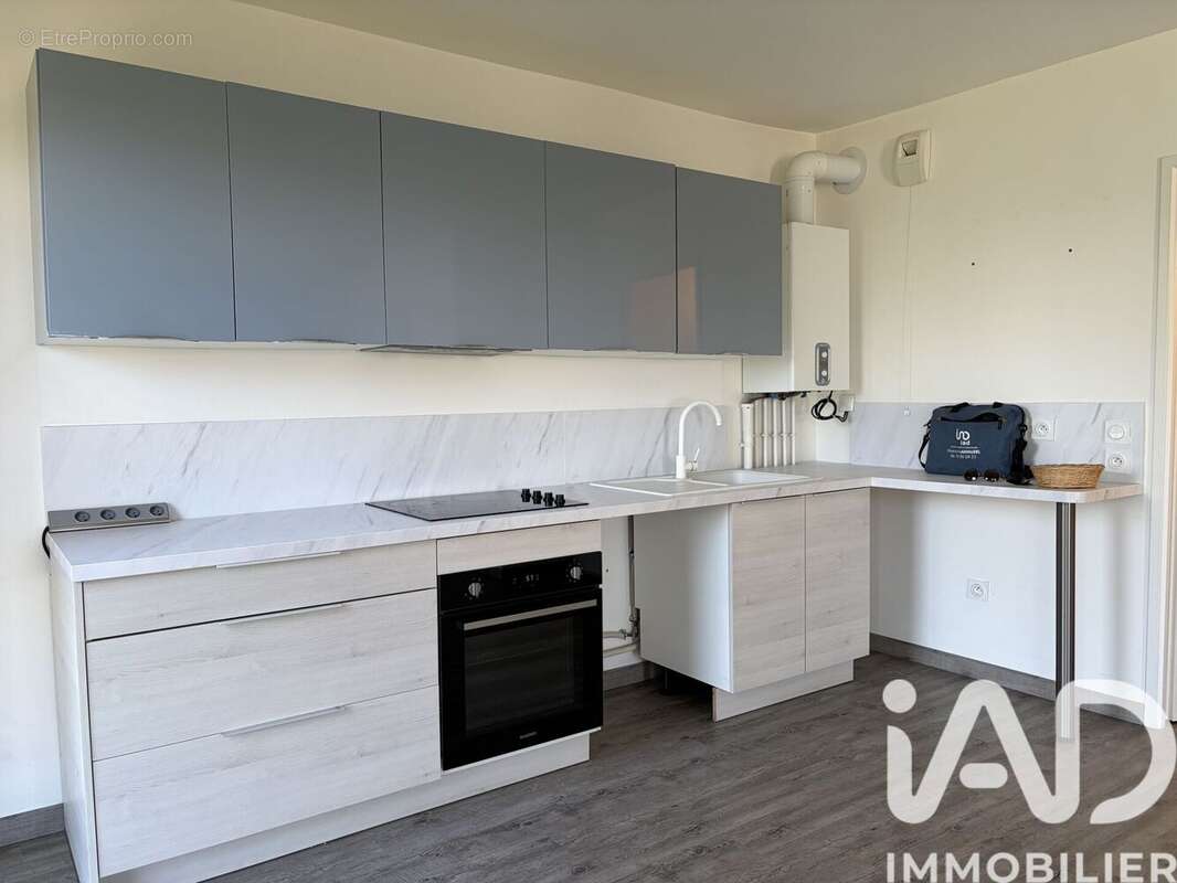 Photo 9 - Appartement à SAINT-PIERRE-DU-PERRAY