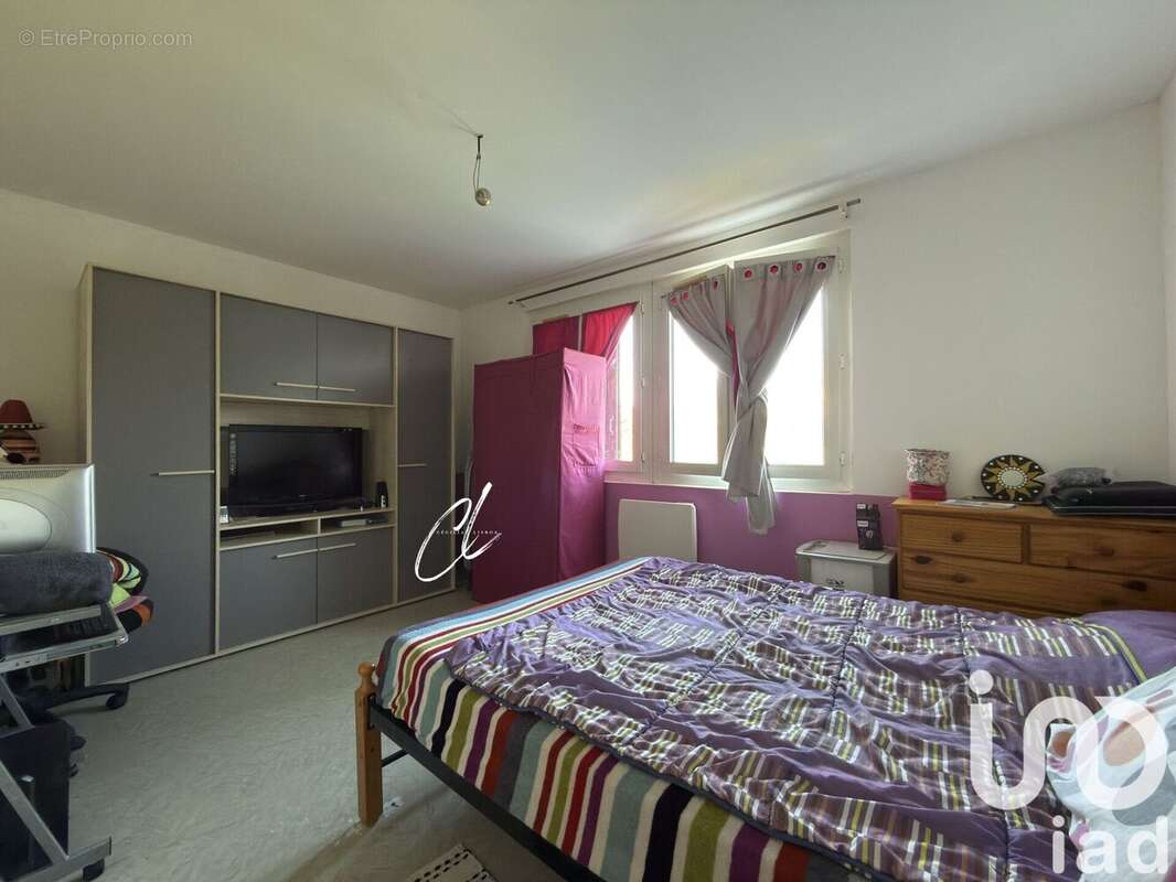 Photo 2 - Maison à MONTACHER-VILLEGARDIN