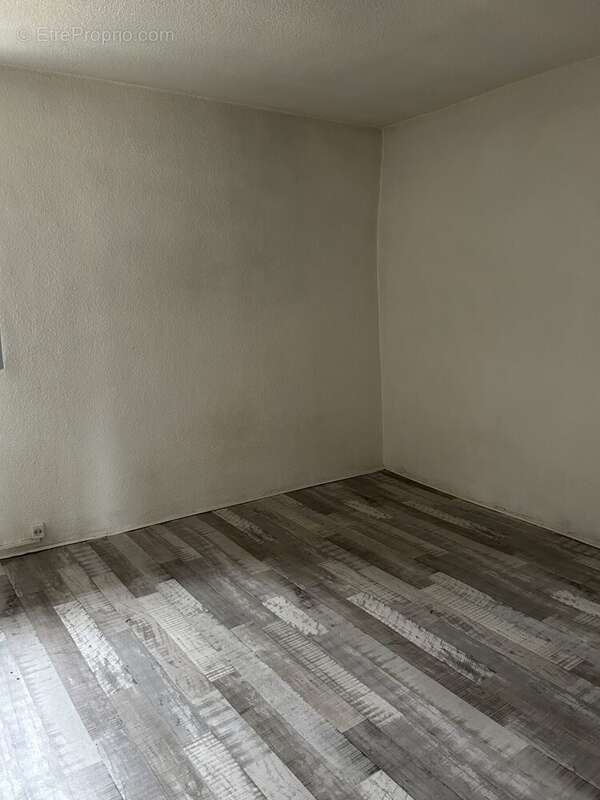 Appartement à PRIVAS