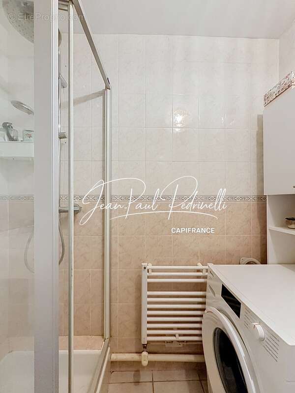 Tassin-la-Demi-Lune - Appartement 2 pièces de 48 m² avec balcon, parking privatif et cave - résidence sécurisée récente - photo 25