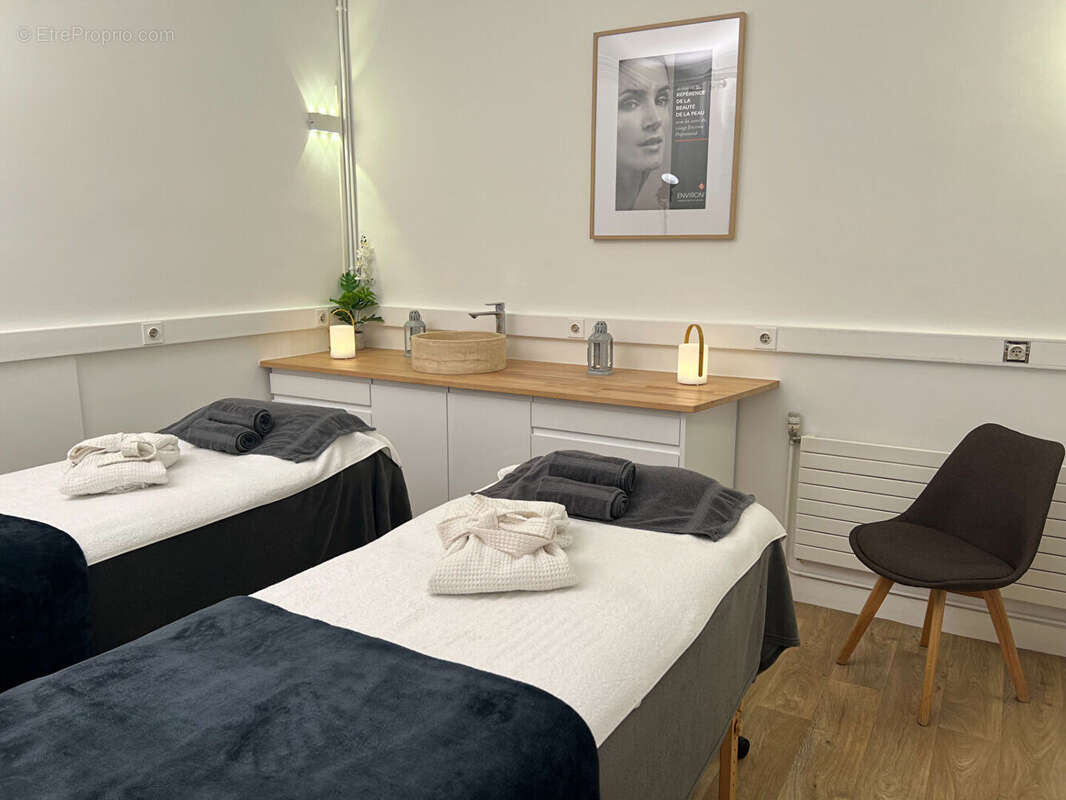 Commerce à ENGHIEN-LES-BAINS