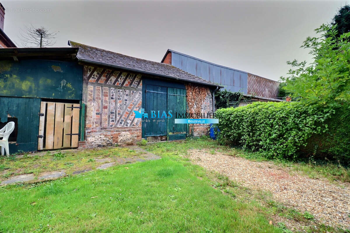 Maison à BEUZEVILLE