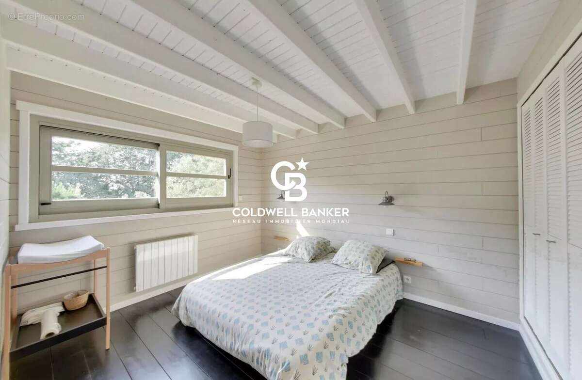 Maison à VILLENEUVE-DE-LA-RAHO