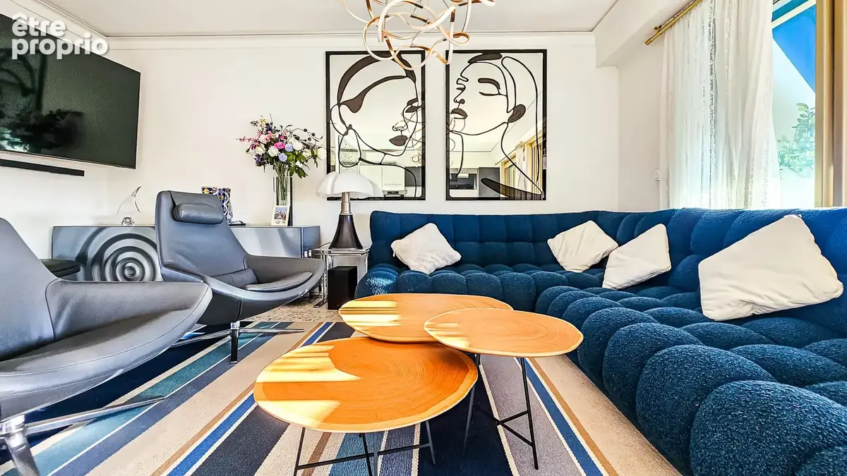 Le Roqueirol, une signature architecturale, un art de vivre - Dernier étage vue dégagée jusqu'à la mer - photo 5
