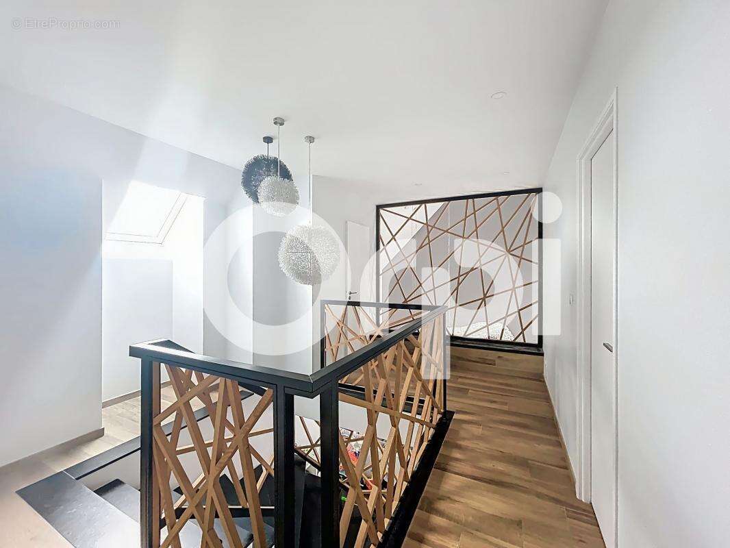 Maison à BELLOY-EN-FRANCE