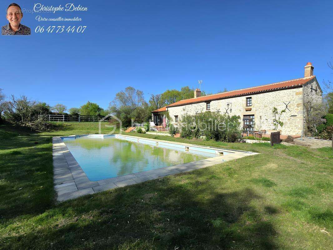 Maison à LES LUCS-SUR-BOULOGNE