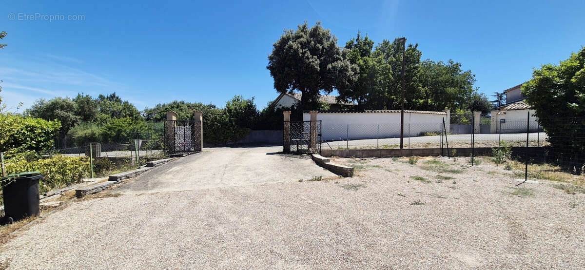 Quissac terrain a batir de 600m2 hors lotissement - photo 2