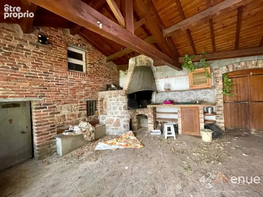 Maison 5 pièces 140 m² à vendre à Bas-En-Basset (43210) - photo 3