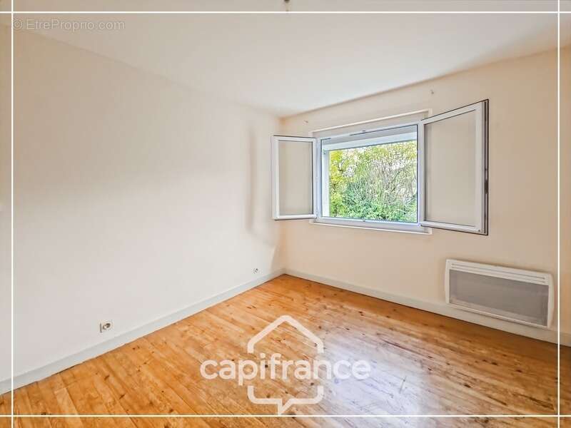 Maison à CASTELCULIER