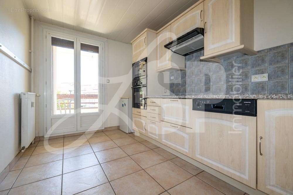 Appartement T4 - Appartement à RIVES