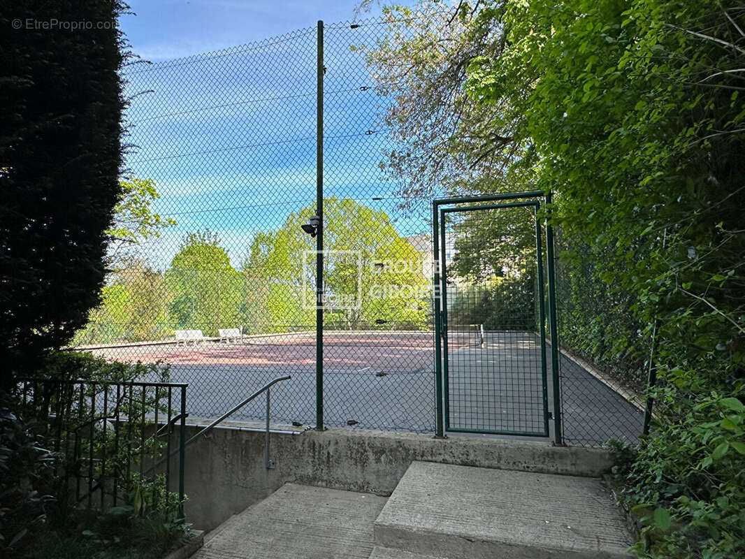 AGENCE GIBOIRE - Rennes Centre-ville - au sein d'un parc privé boisé de 1HA 36CA - photo 8