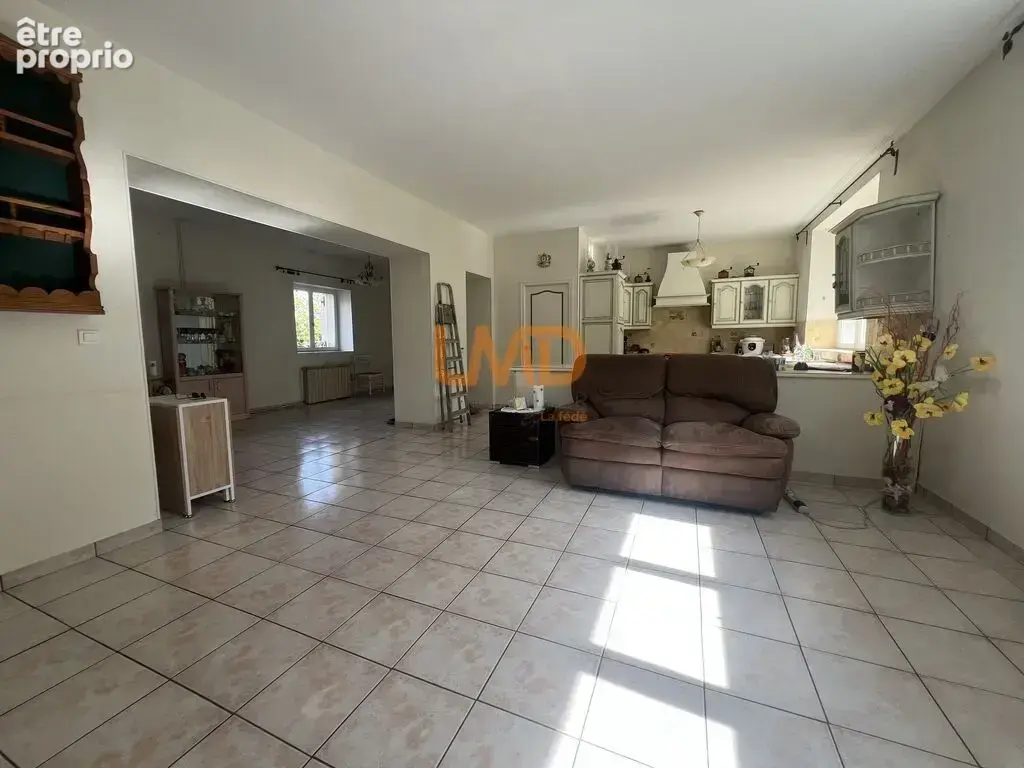 Maison lumineuse avec jardin - photo 2