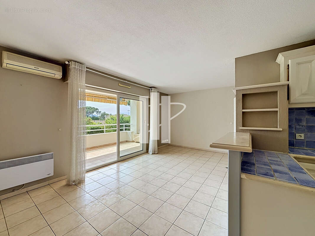 Appartement à SAINT-RAPHAEL