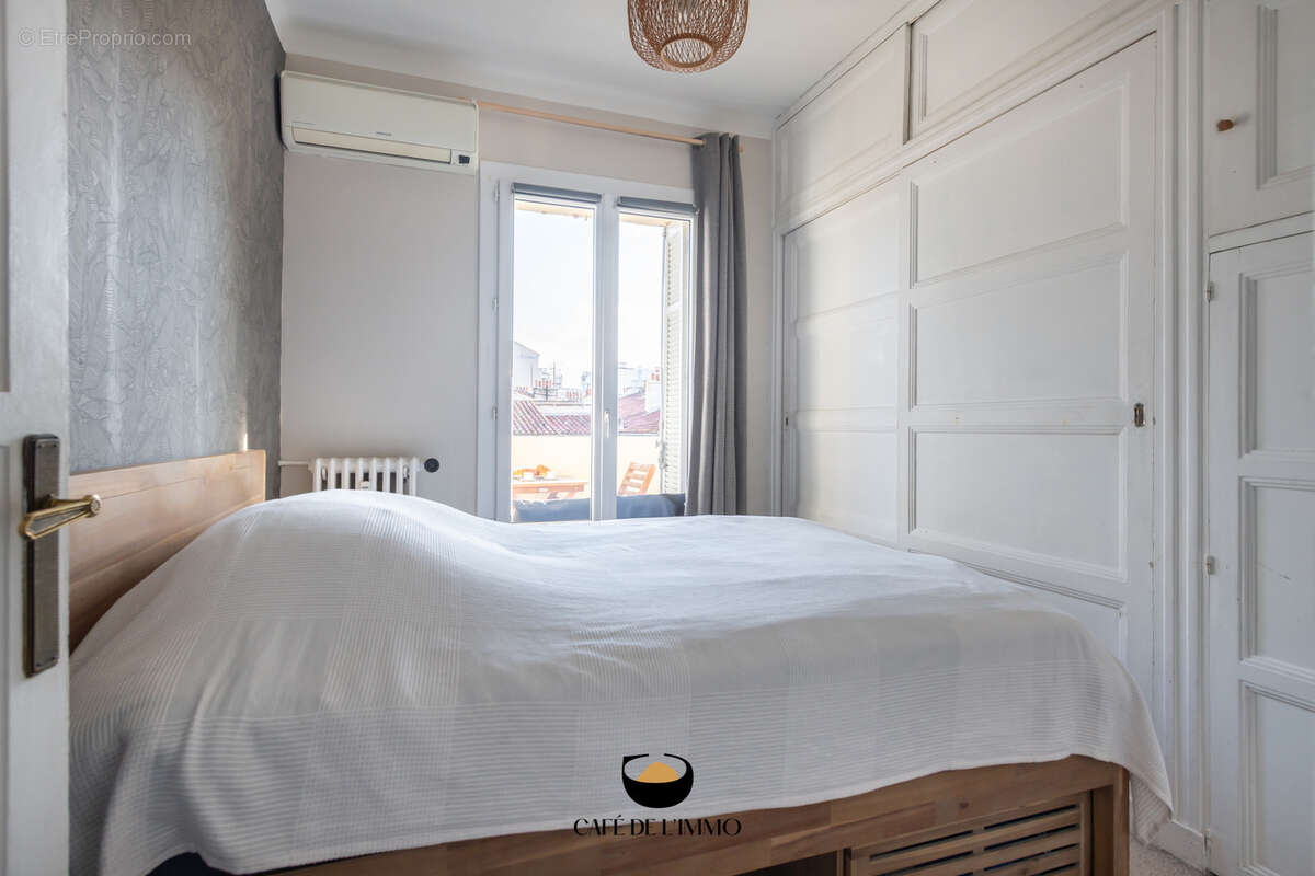 Appartement à MARSEILLE-7E