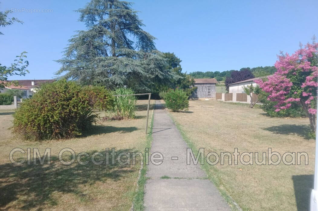 Maison 220 m² à Malause  - photo 5