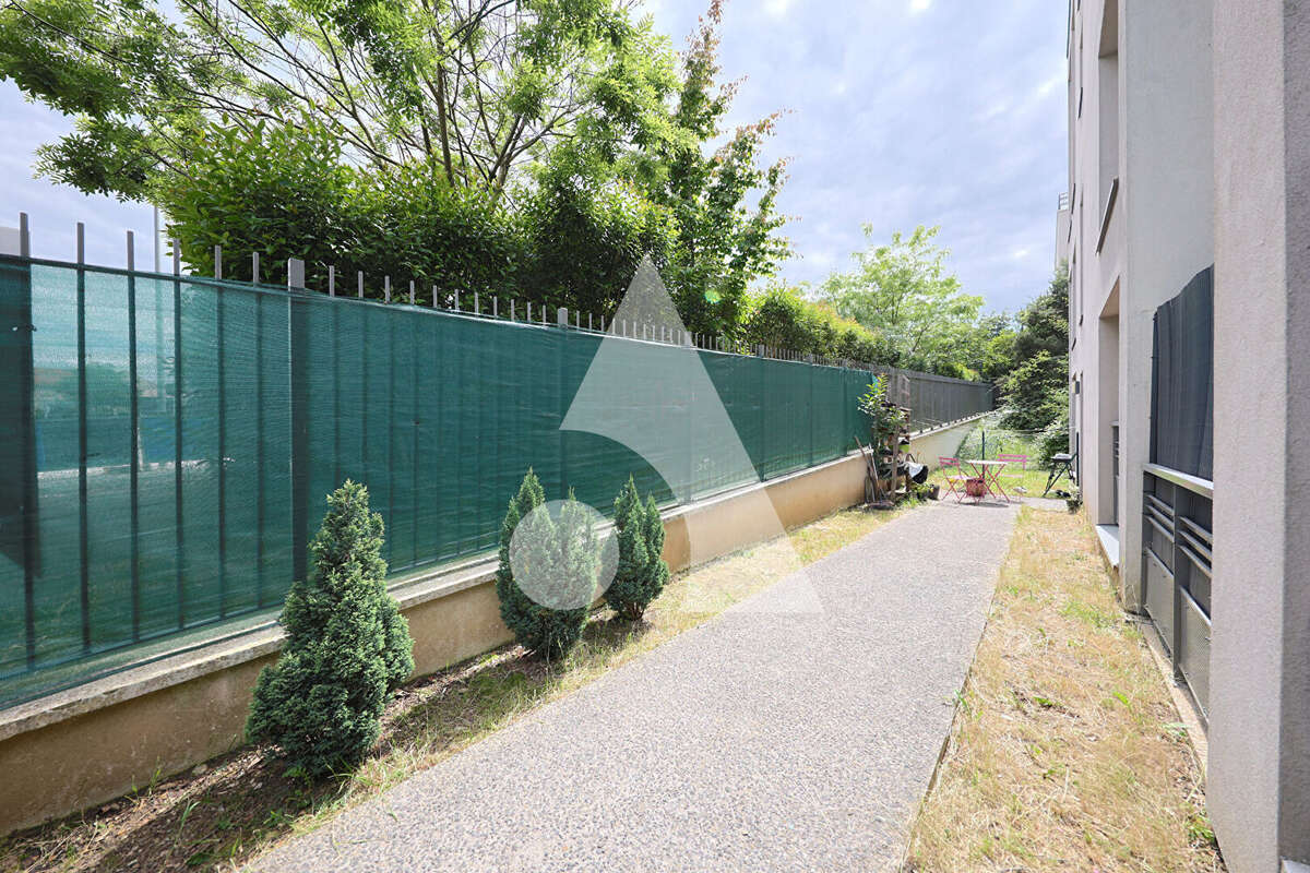 Appartement à CORBEIL-ESSONNES