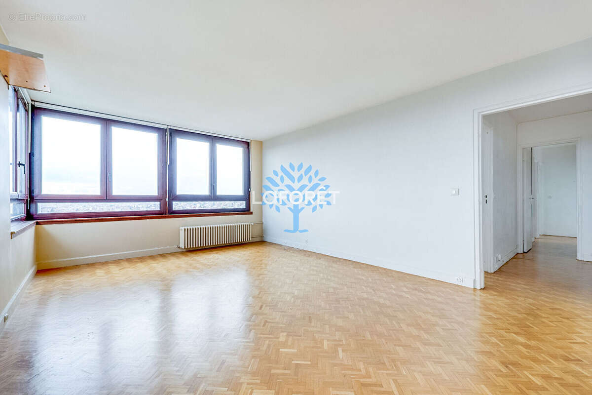 Appartement à FONTENAY-SOUS-BOIS