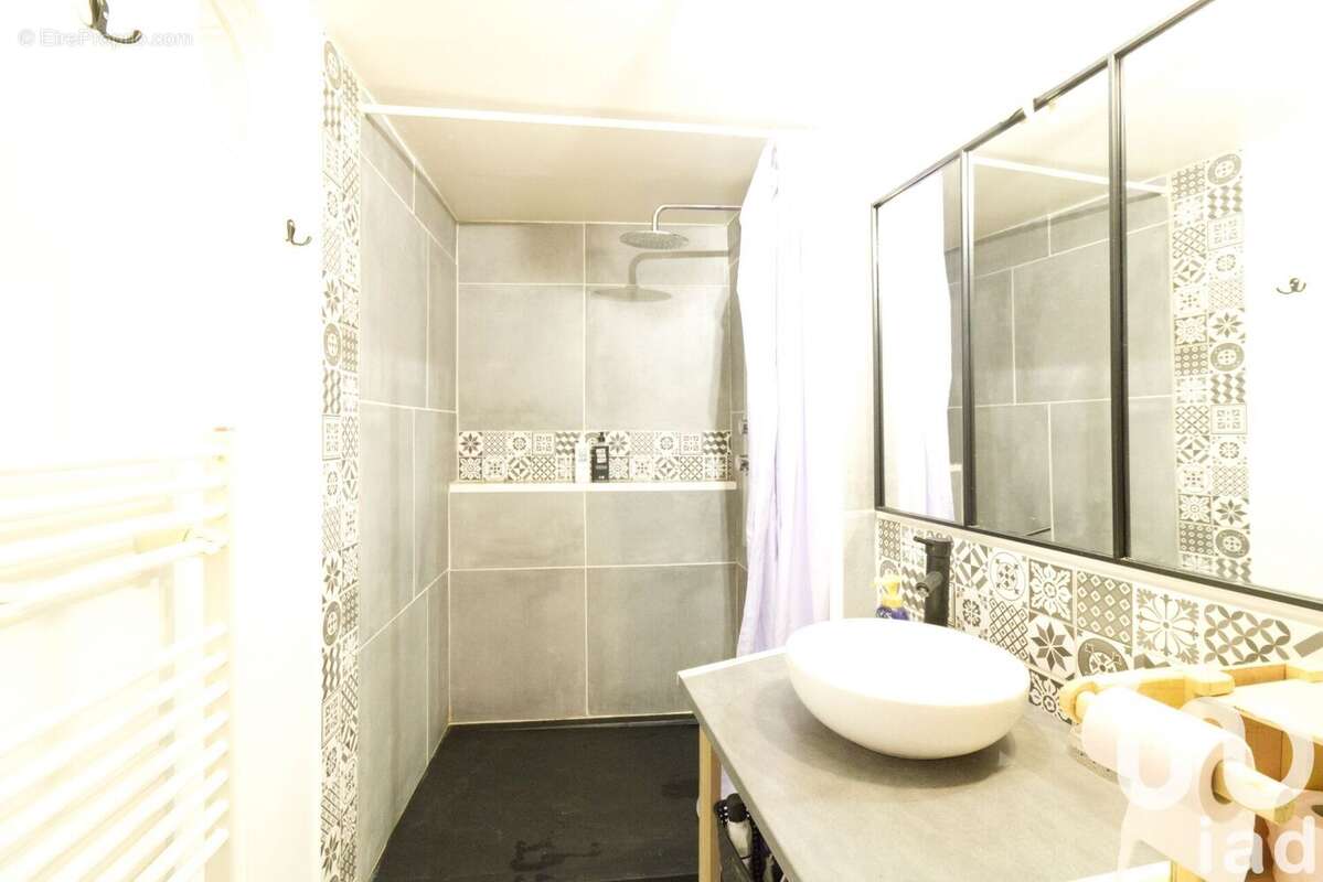 Photo 7 - Appartement à QUINCY-VOISINS