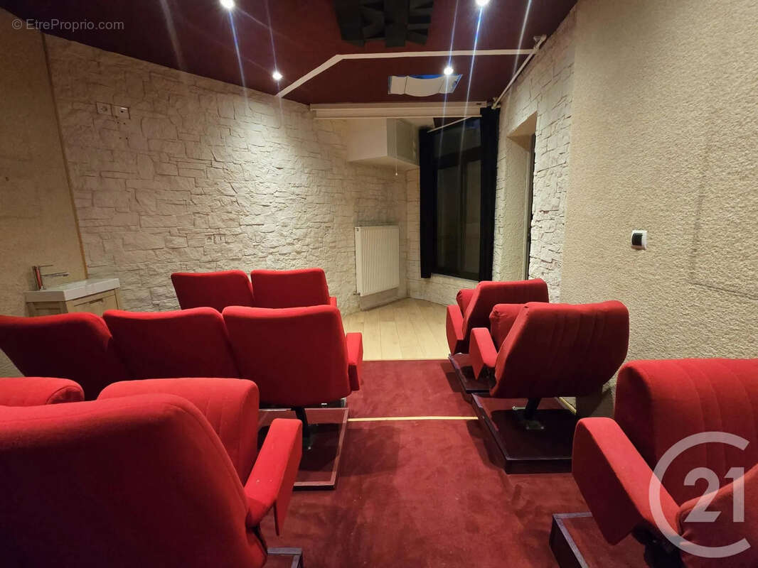 Maison à CHENNEVIERES-SUR-MARNE