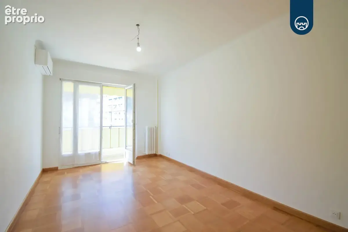 Saint Laurent Du Var - Square Bénes - Appartement - 4 pièces - 106,56 m2 - photo 14