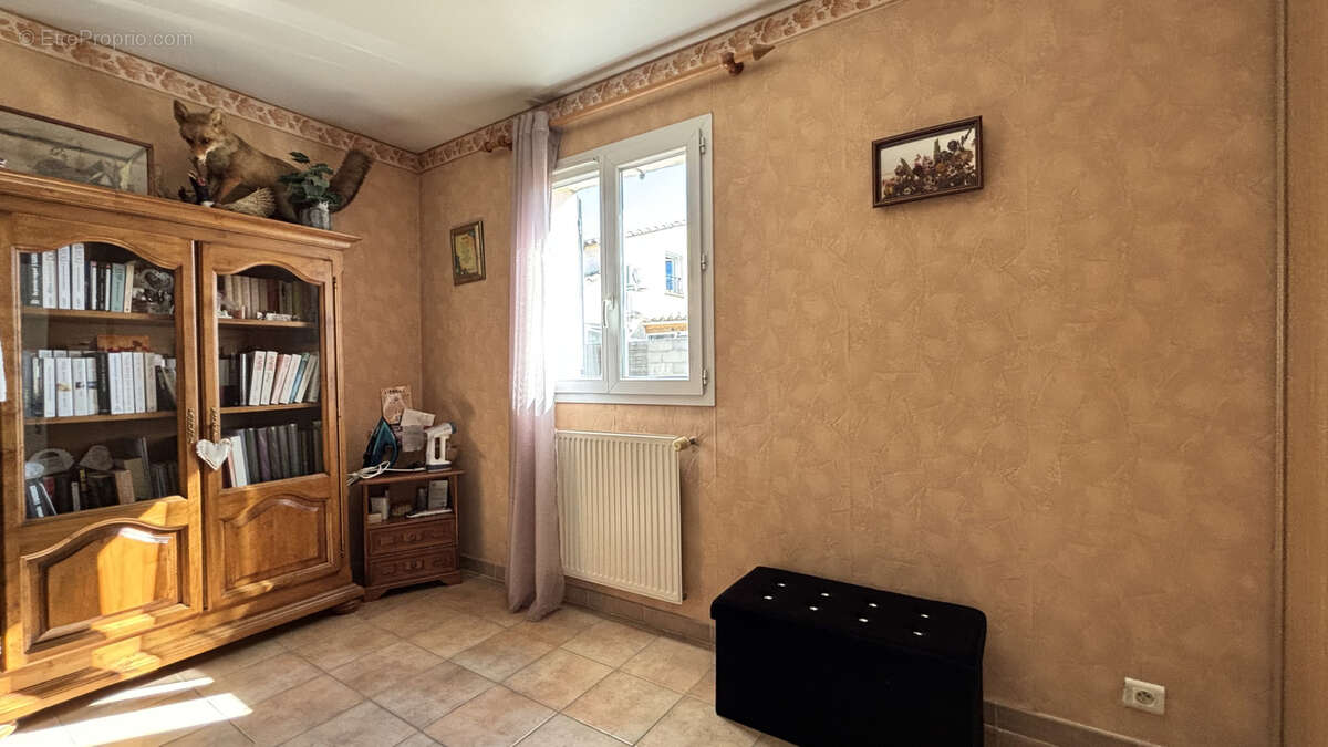 Maison à MORIERES-LES-AVIGNON