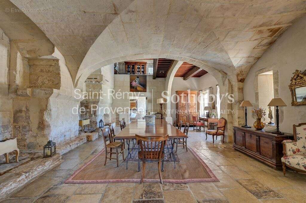 Au cœur des Alpilles, une propriété d’exception chargée d’histoire - photo 13