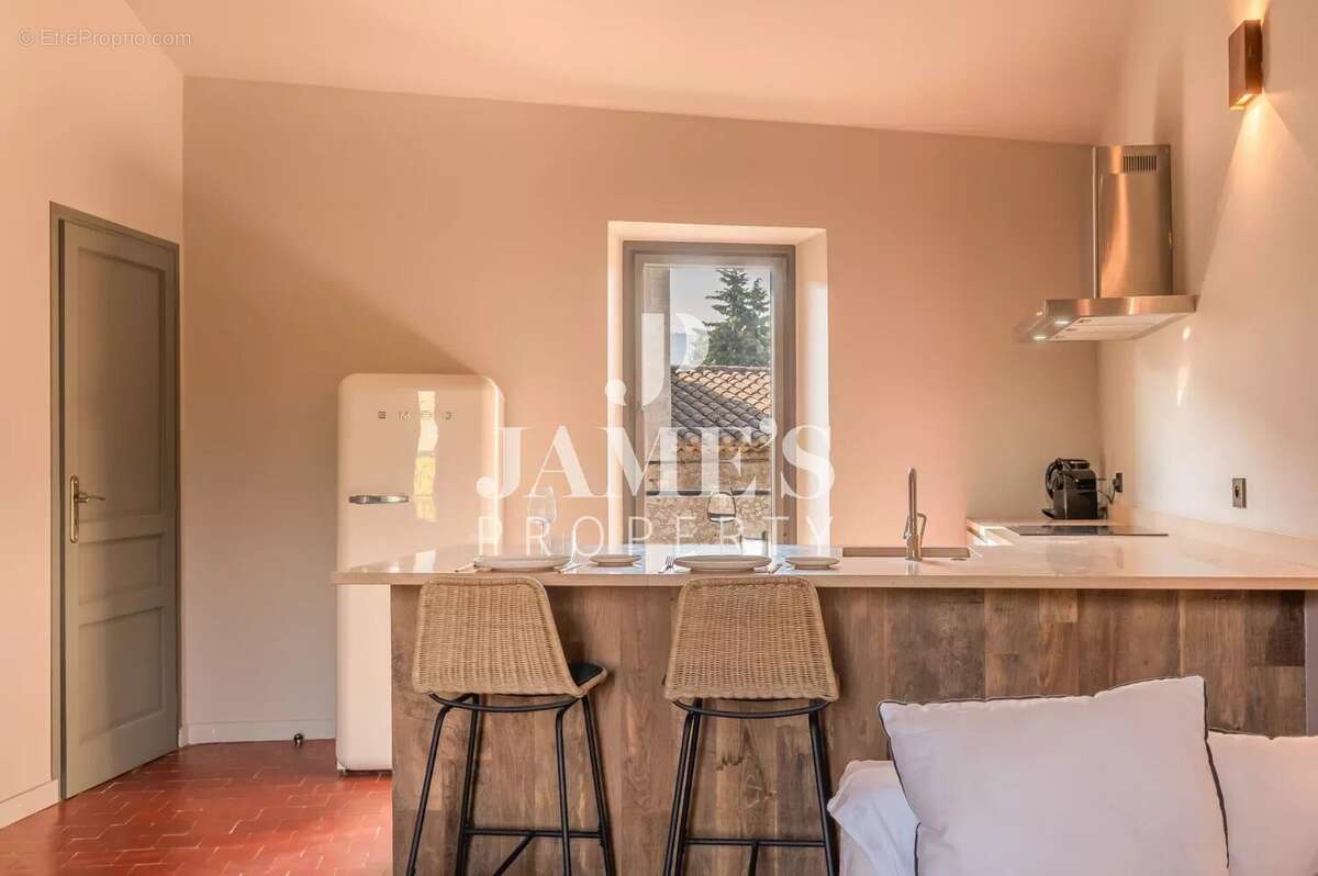 Appartement à EYGALIERES