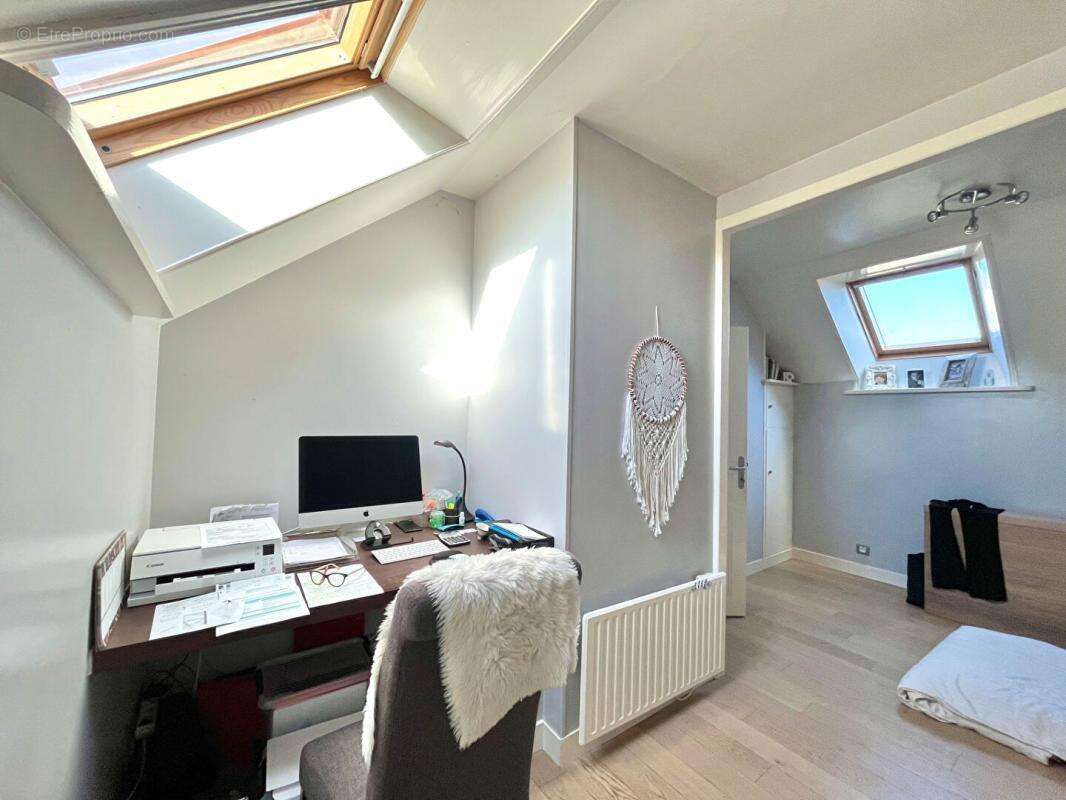 Belle propriété de 260m² - en 2 Habitations sur terrain de 614m² - photo 16