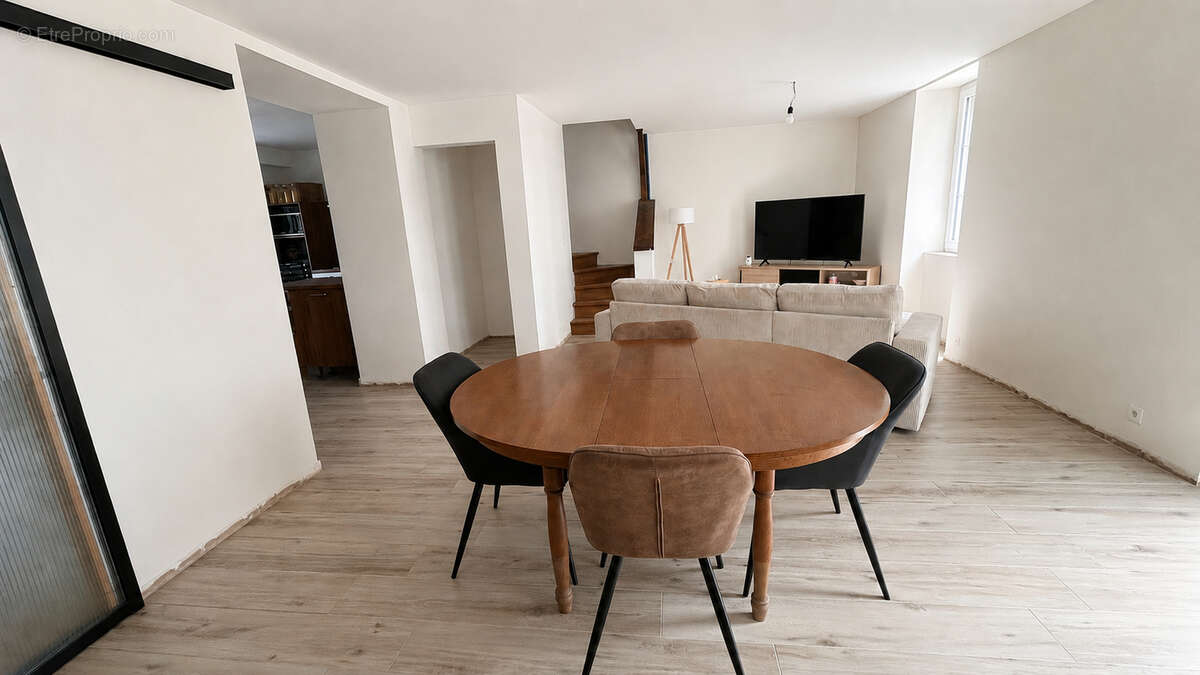 Maison Saint Aubin du Pavoil - photo 4
