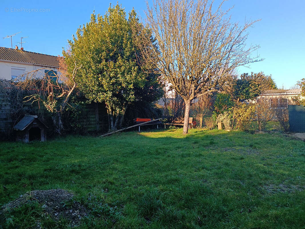 Maison à FONTENAY-LE-FLEURY