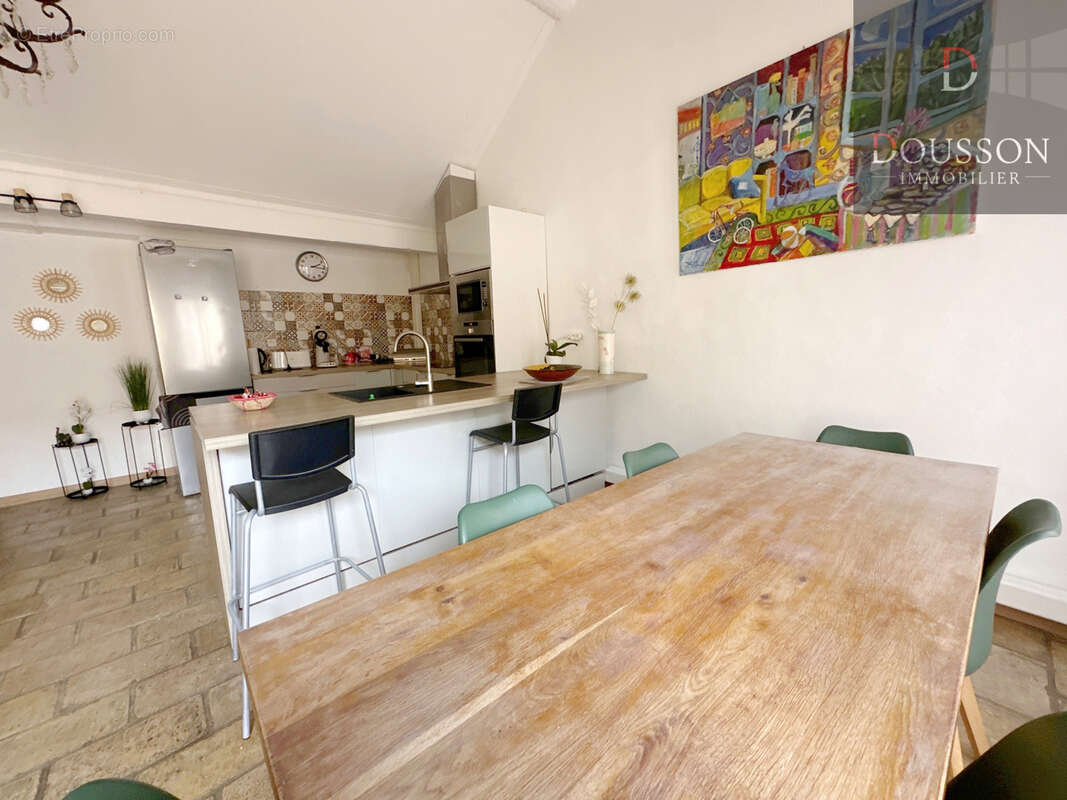 Immeuble - special investisseur - 300 m2 - photo 5