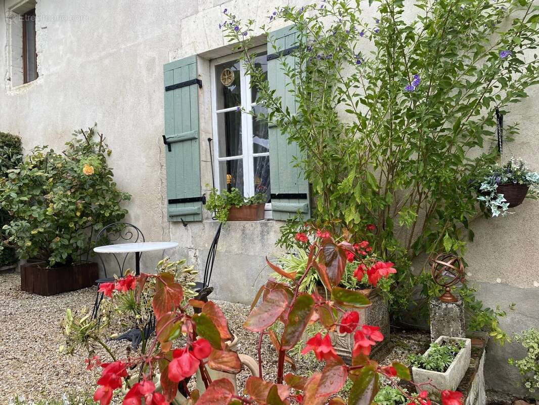 Maison à BELLON