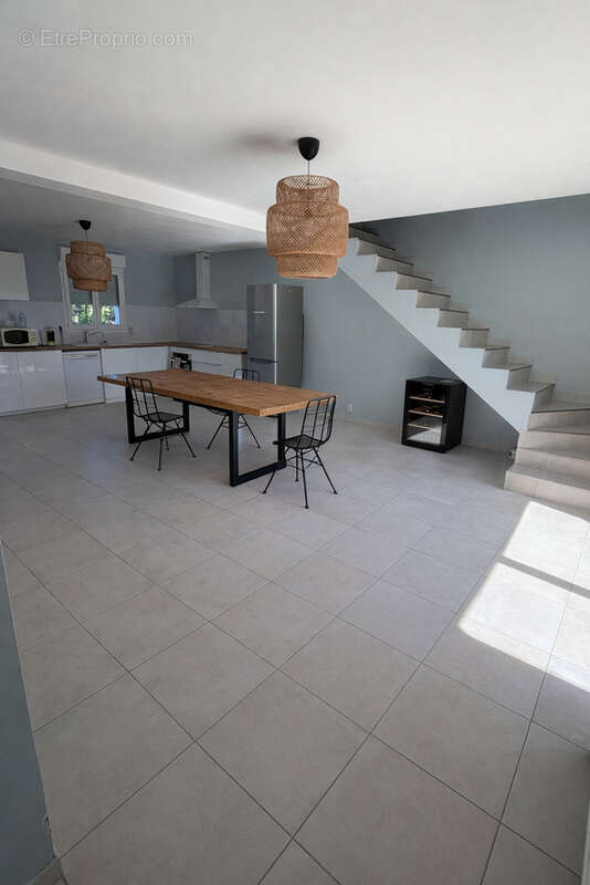 Maison 85 m² à Saintes-Maries-De-La-Mer  - photo 3