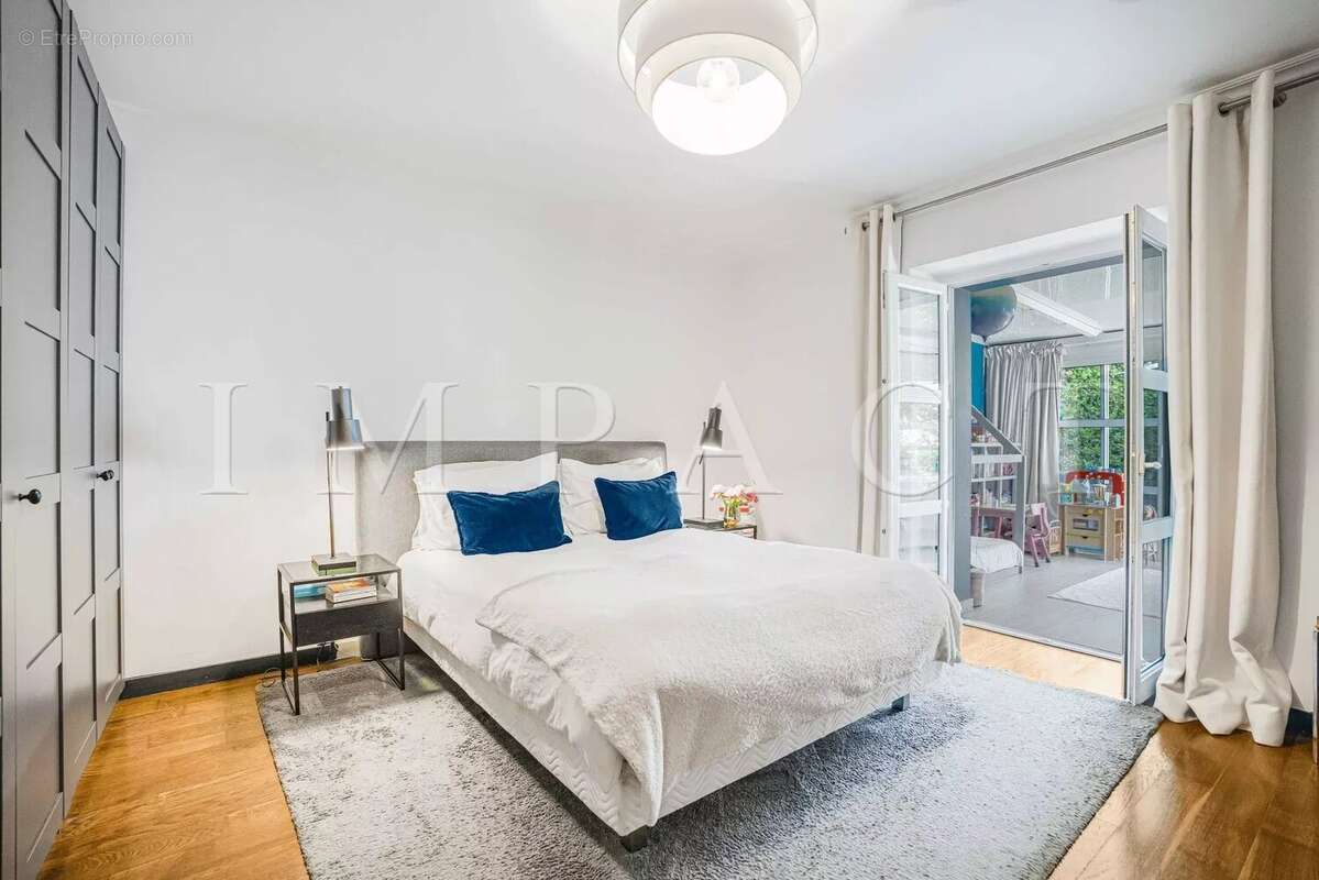 Appartement à LE CANNET