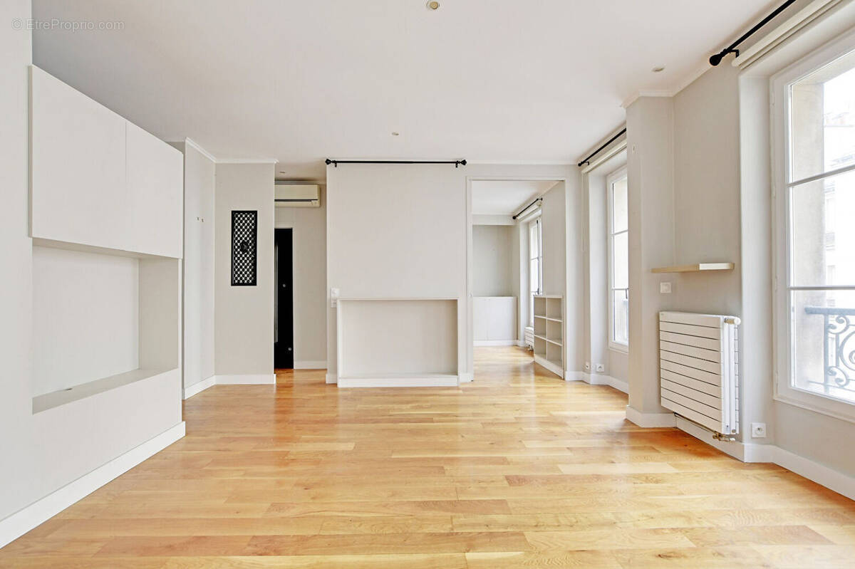 Appartement à PARIS-19E