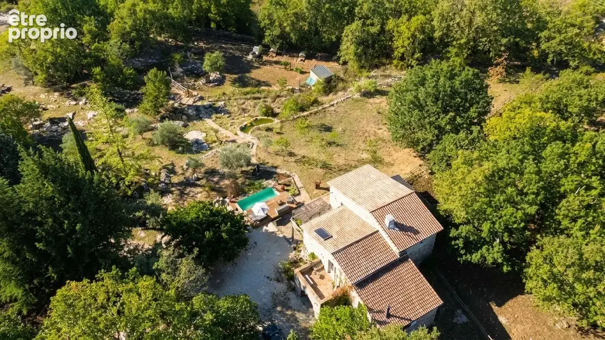 Mas en pierres LES VANS - terrain 1,8ha - photo 3