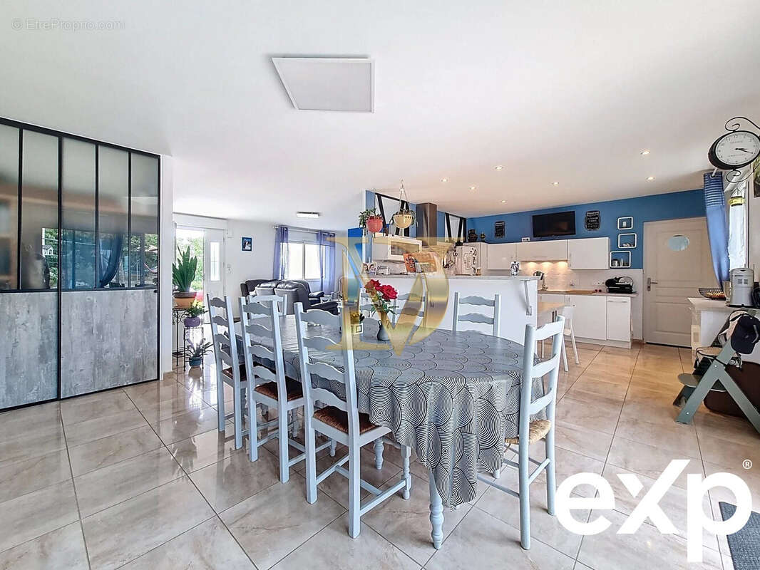 Maison à CHISSAY-EN-TOURAINE