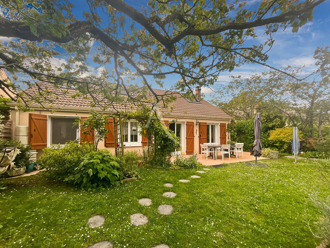 Maison à VAUREAL