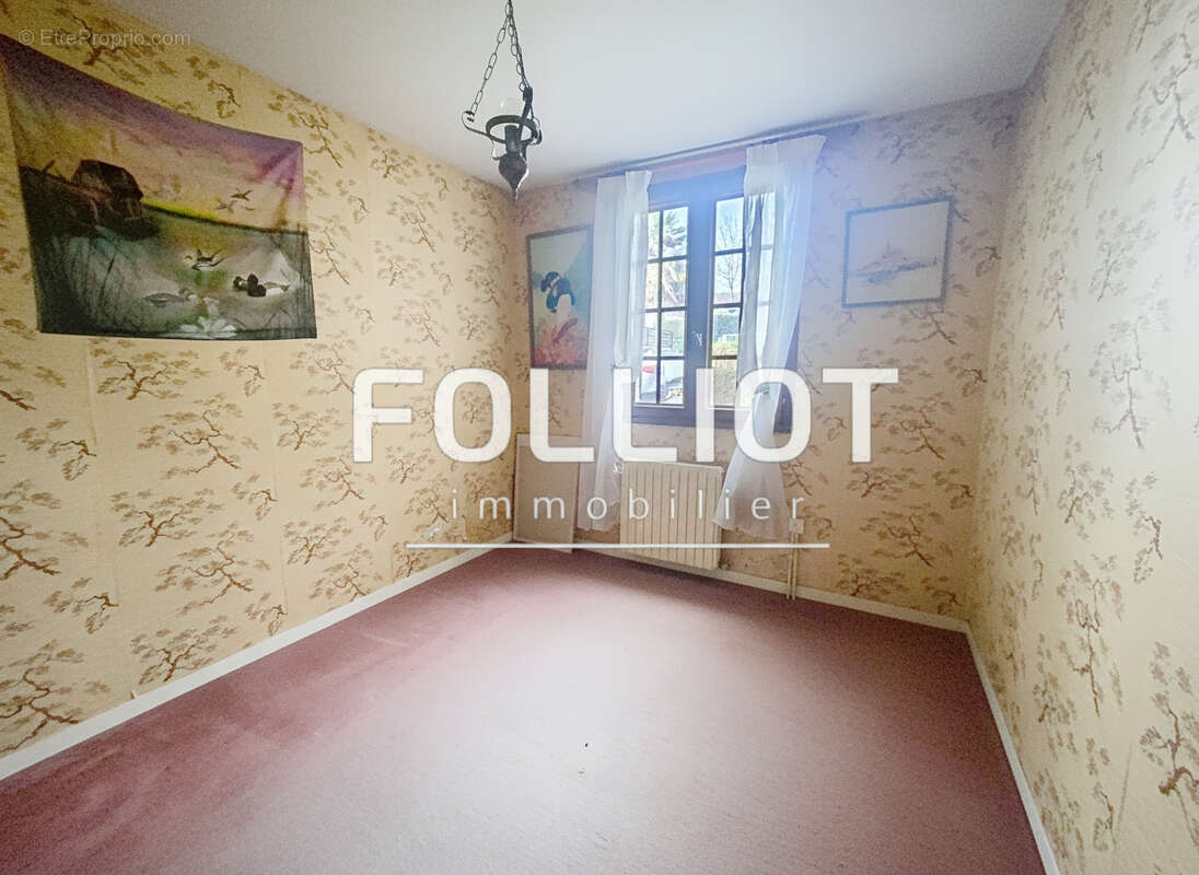 Maison à LA CHAPELLE-JANSON