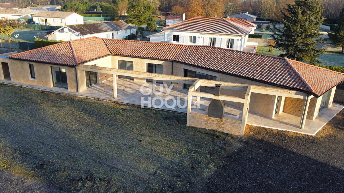 Maison à LESPARRE-MEDOC