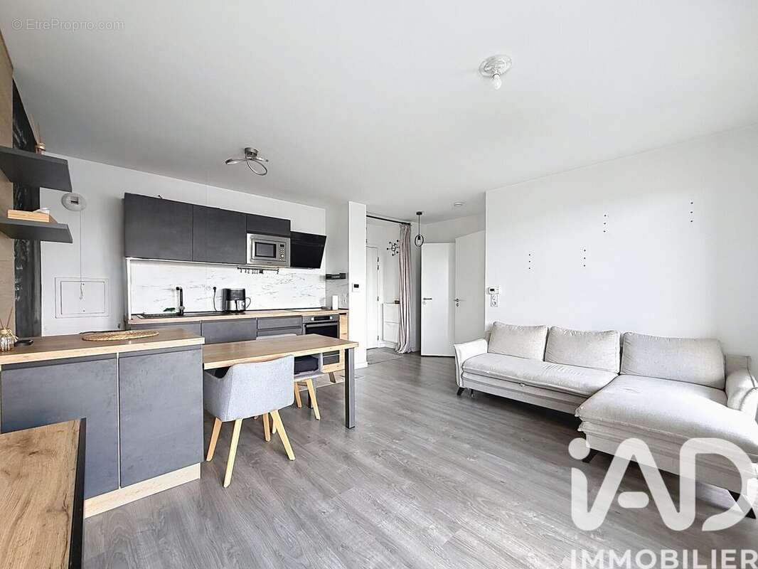 Photo 8 - Appartement à VILLENEUVE-LE-ROI