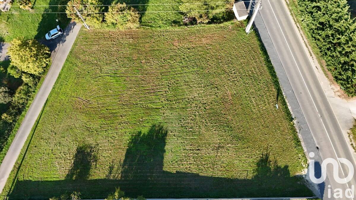 Photo 1 - Terrain à CHATEAUNEUF-SUR-CHARENTE